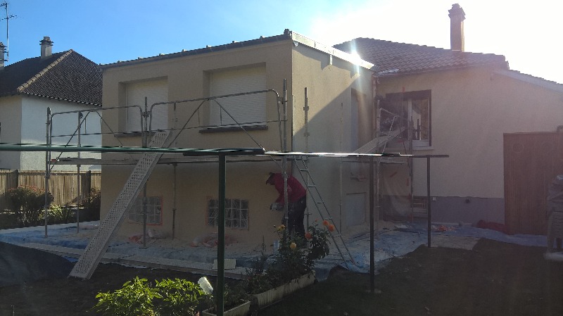 Ravalement et menuiserie à Bréval dans Les Yvelines (78)